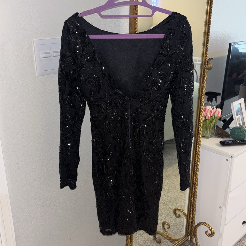 Windsor Sequin Dress - Picture 4 of 6